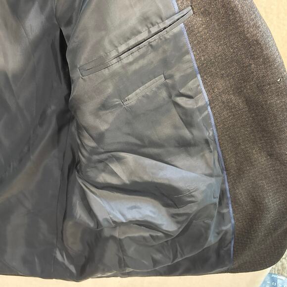 Armani Collezioni Men's Two Button Blazer Gray/Blue Size 44R Made in Italy. - Picture 14 of 16